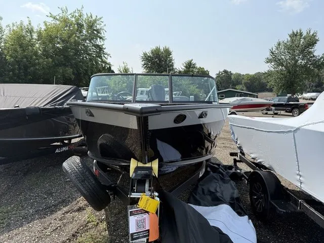 Slide: The Image of Alumacraft Trophy 205X Sport 2025 - 3