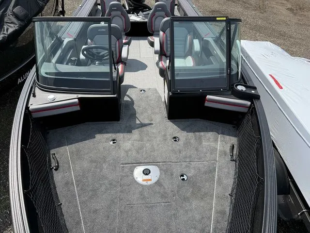 Slide: The Image of Alumacraft Trophy 205X Sport 2025 - 35