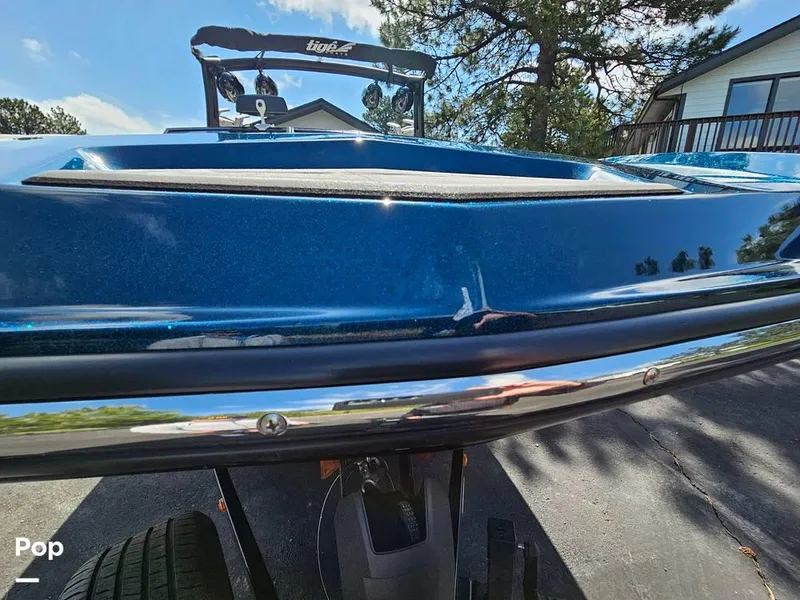 Slide: The Image of 2021 Tige 23RZX for sale in Parker, CO - 21