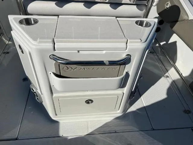 Slide: The Image of Finseeker 220 CC 2023 - 15