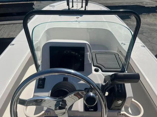 Slide: The Image of Spyder FX19 Vapor 2024 - 9