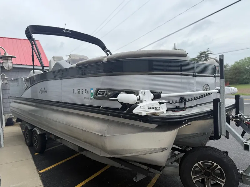 Slide: The Image of 2020 Avalon 2585 Catalina Rear Fish Tri-toon boat on trailer, high-performance model. - 8