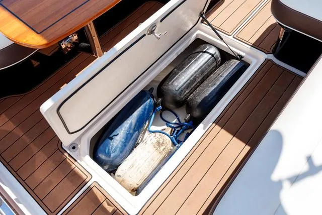 Slide: The Image of Regal 2800 BR 2015 - 11