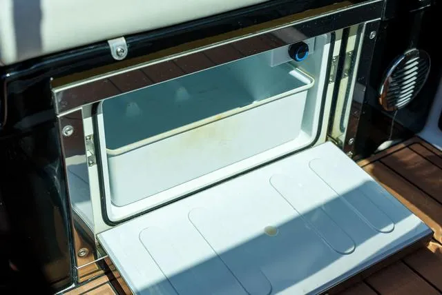 Slide: The Image of Regal 2800 BR 2015 - 17