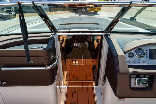 Slide: The Image of Regal 2800 BR 2015 - 23