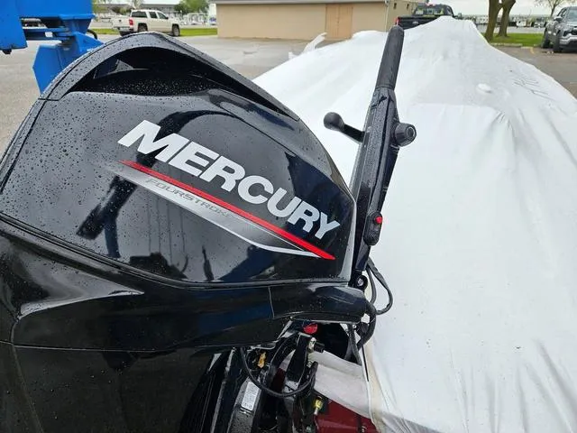 Slide: The Image of Tracker Super Guide V-16 TILLER 2025 - 11