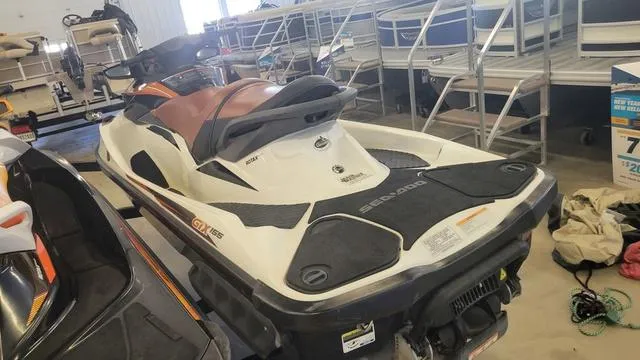 Slide: The Image of Sea-Doo GTX 2014 - 4