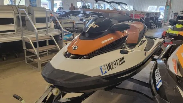 Slide: The Image of Sea-Doo GTX 2014 - 7