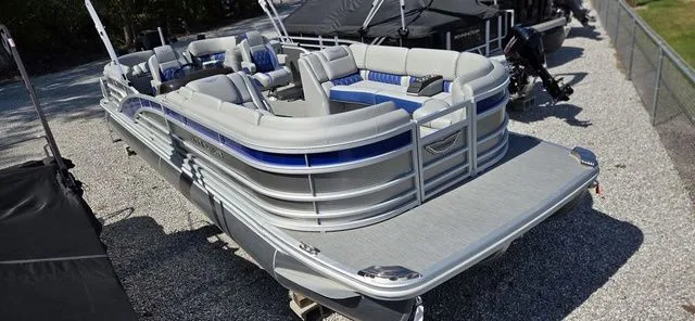 The Image of Bennington 25 RSR 2024 - 1