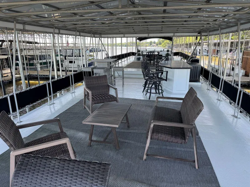 Slide: The Image of Stardust Cruisers 18 X 80 Houseboat 1986 - 52