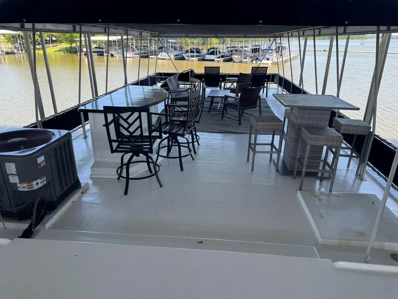 Slide: The Image of Stardust Cruisers 18 X 80 Houseboat 1986 - 65