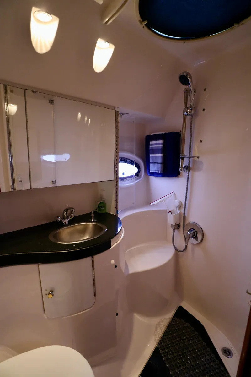 Slide: The Image of Regal Commodore 4460 2006 - 11