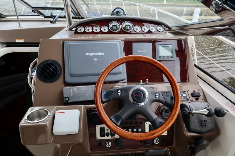 Slide: The Image of Regal Commodore 4460 2006 - 20