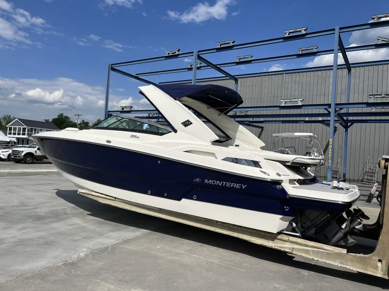 Slide: The Image of Monterey 328SS Super Sport 2012 - 25