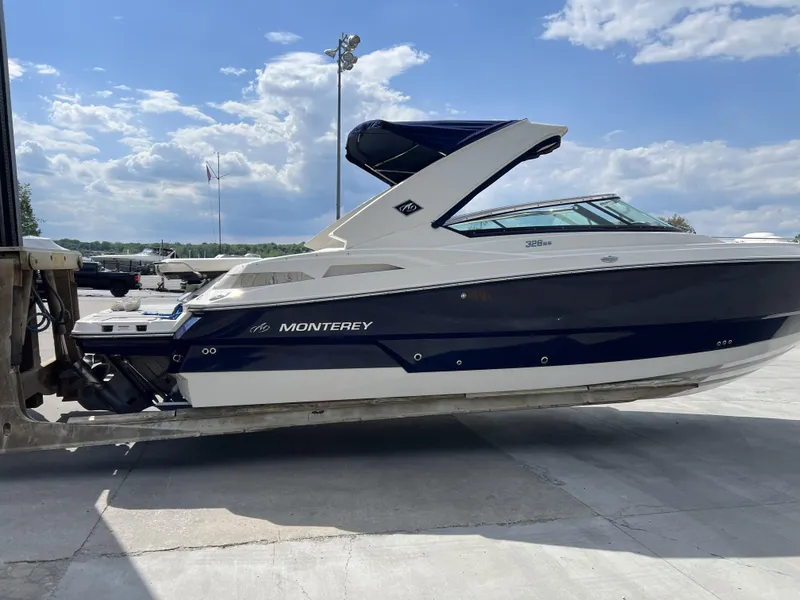 Slide: The Image of Monterey 328SS Super Sport 2012 - 28