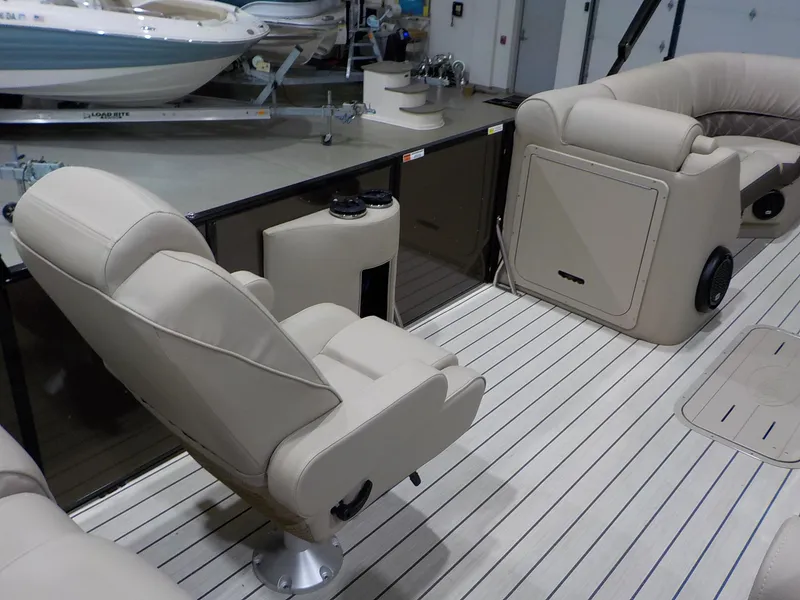 Slide: The Image of SunCatcher Elite 326SL 2022 - 11