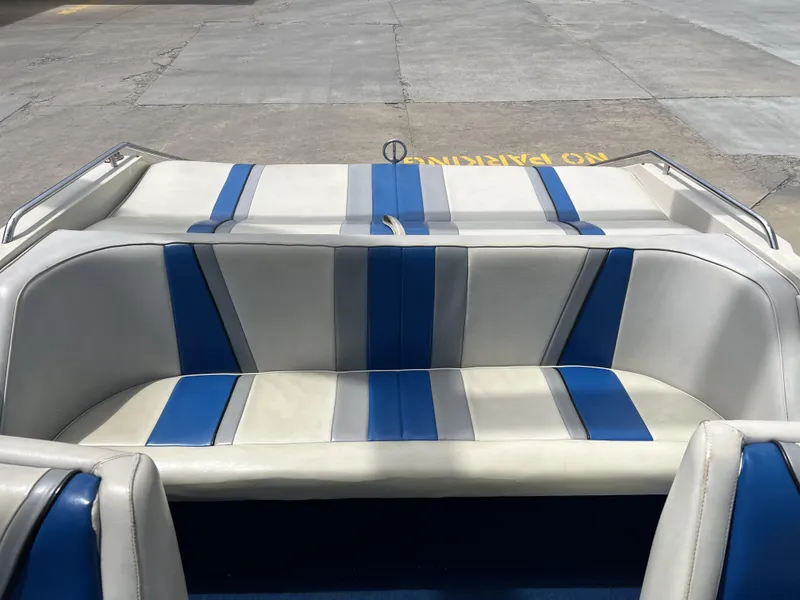 Slide: The Image of Wellcraft Elite 222 XL 1989 - 17