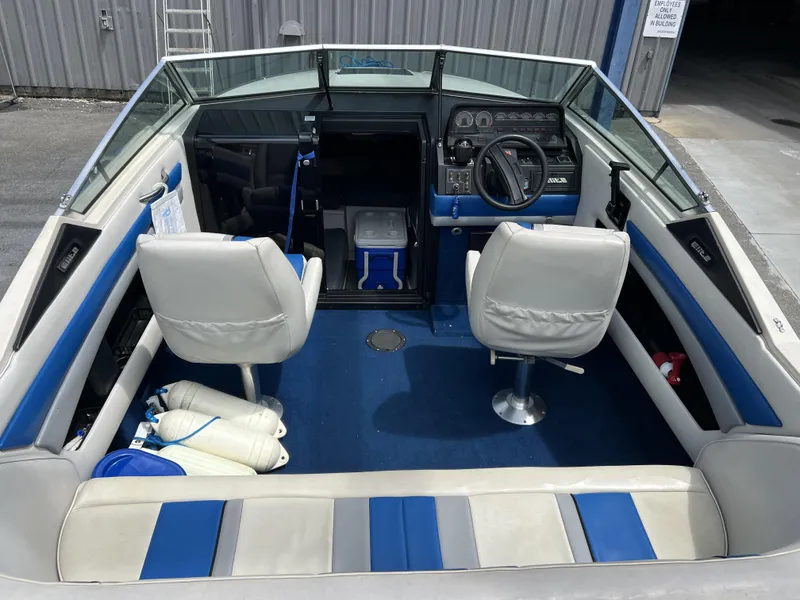 Slide: The Image of Wellcraft Elite 222 XL 1989 - 18