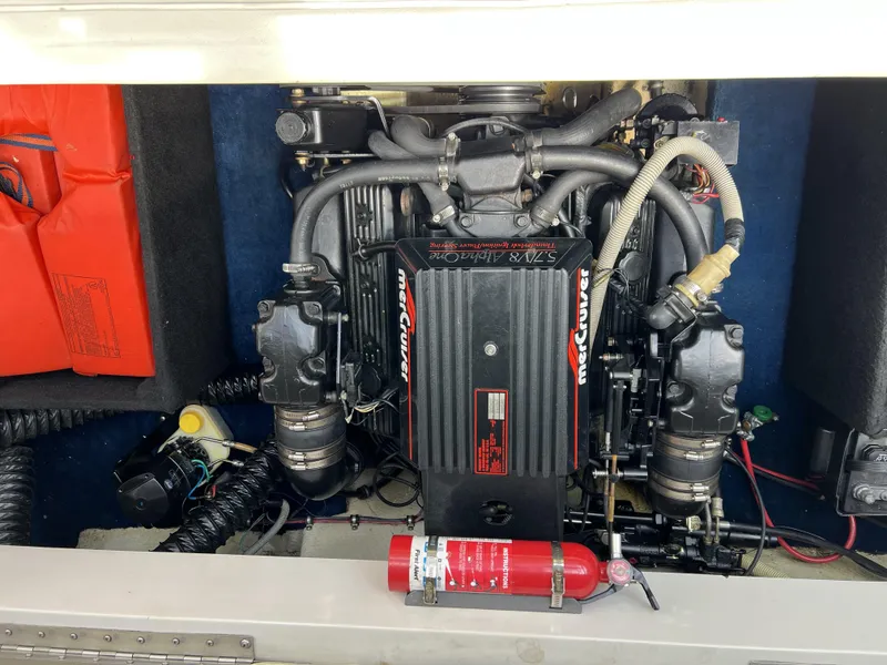 Slide: The Image of Wellcraft Elite 222 XL 1989 - 3