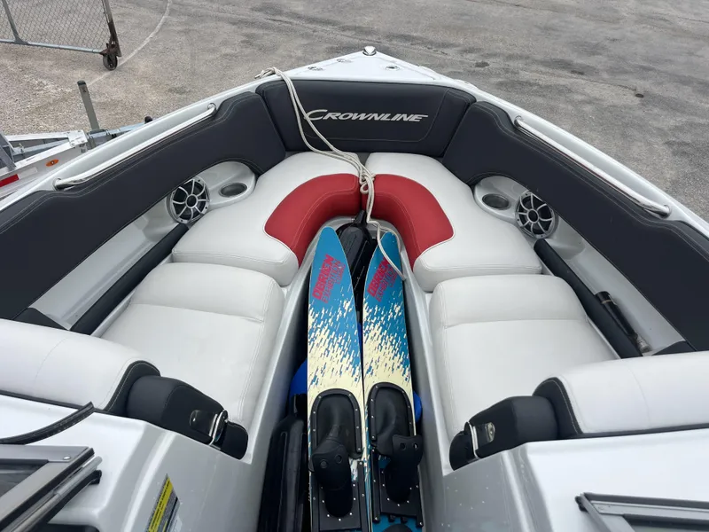 Slide: The Image of Crownline Boats 240 SS SURF 2022 - 5