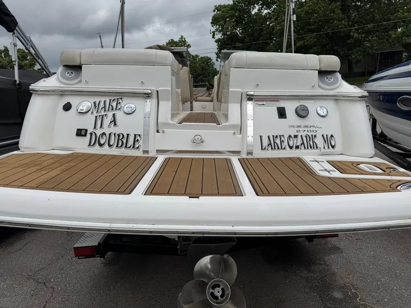 Slide: The Image of Regal Bowrider 2700 ES 2011 - 5