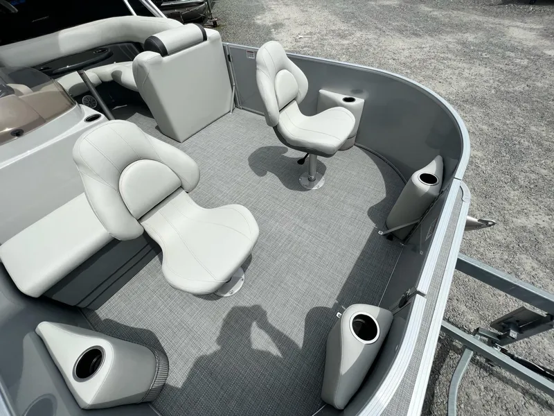 Slide: The Image of Sylvan Mirage 818 Fish 2025 - 28