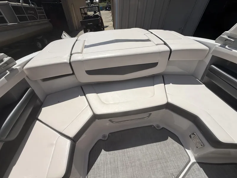 Slide: The Image of Chaparral 216 SSi 2017 - 10