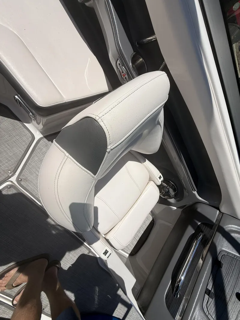 Slide: The Image of Chaparral 216 SSi 2017 - 8