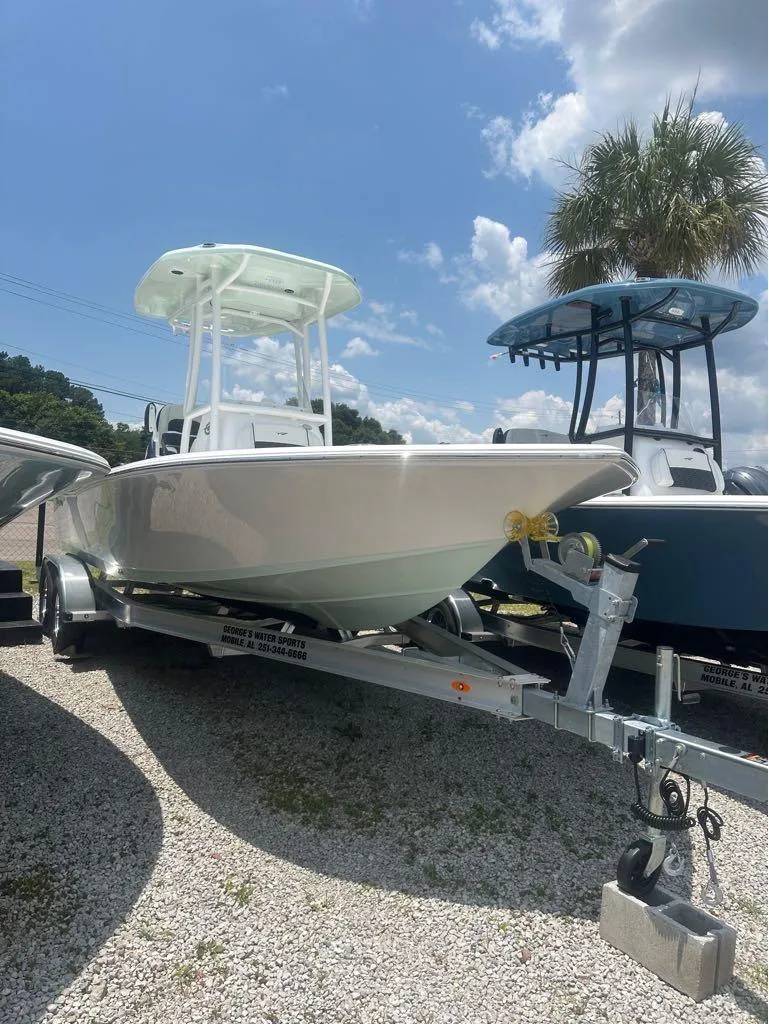 The Image of Tidewater CAROLINA BAY 2210 2025 - 1