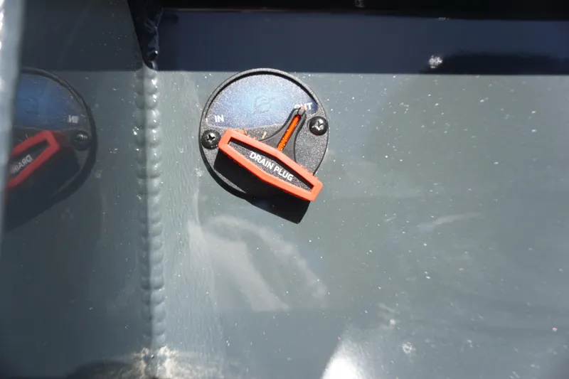 Slide: The Image of Ranger RT178 2025 - 15