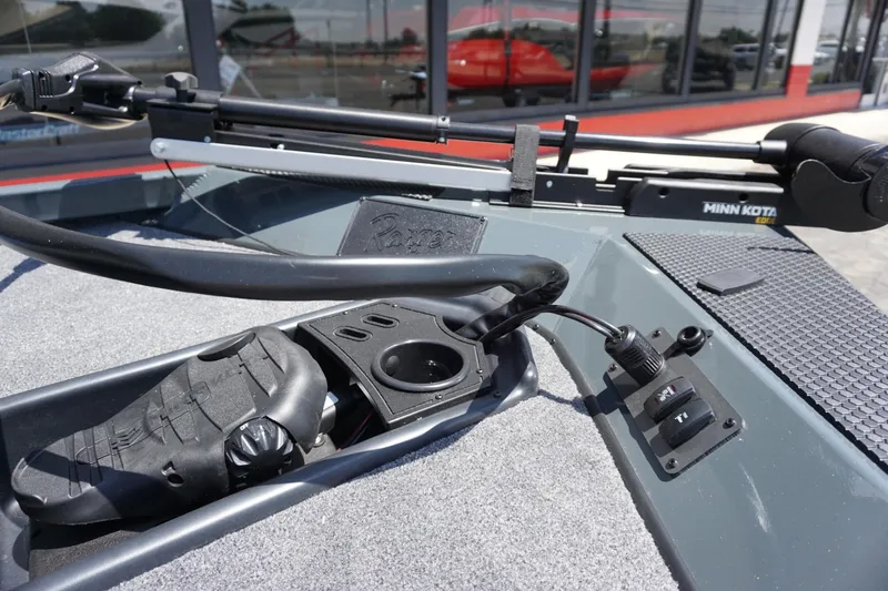 Slide: The Image of Ranger RT178 2025 - 16