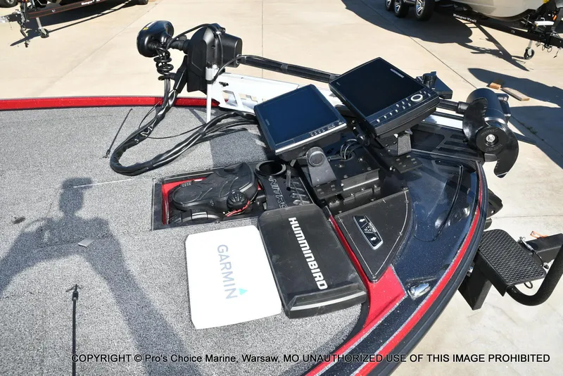 Slide: The Image of 2025 Nitro Z20 XL Pro boat with Garmin and Humminbird electronics on deck. - 34