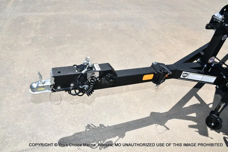 Slide: The Image of Trailer hitch of 2023 Tracker Pro Guide V-175 Combo on concrete surface. - 30