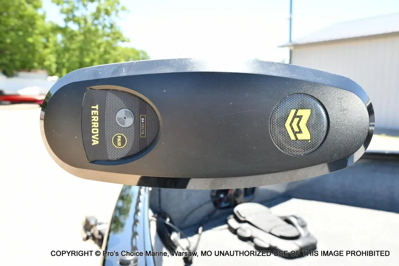 Slide: The Image of 2023 Tracker Pro Guide V-175 Combo boat with Terrova trolling motor detail. - 5