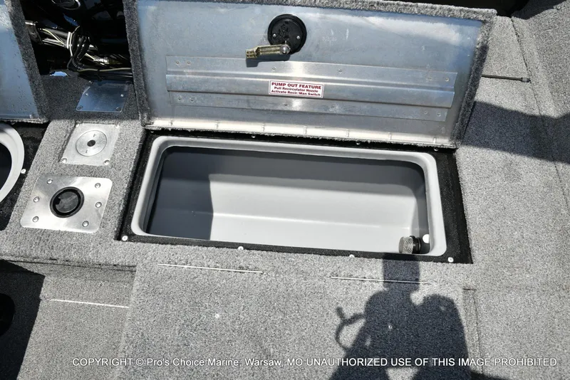 Slide: The Image of Tracker Pro Guide V-175 Combo 2023 - 76