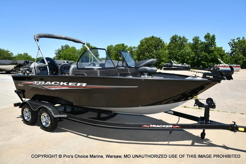 Slide: The Image of Tracker Pro Guide V-175 Combo 2023 - 80