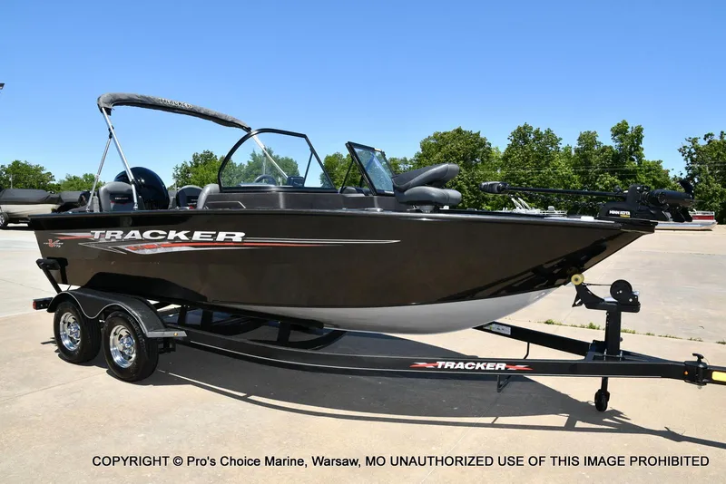 Slide: The Image of Tracker Pro Guide V-175 Combo 2023 - 86