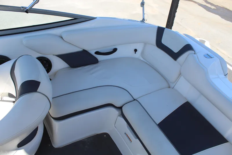 Slide: The Image of Yamaha SX190 2014 - 15