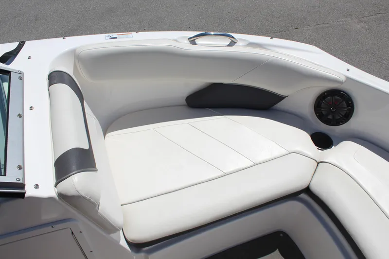 Slide: The Image of Yamaha SX190 2014 - 17