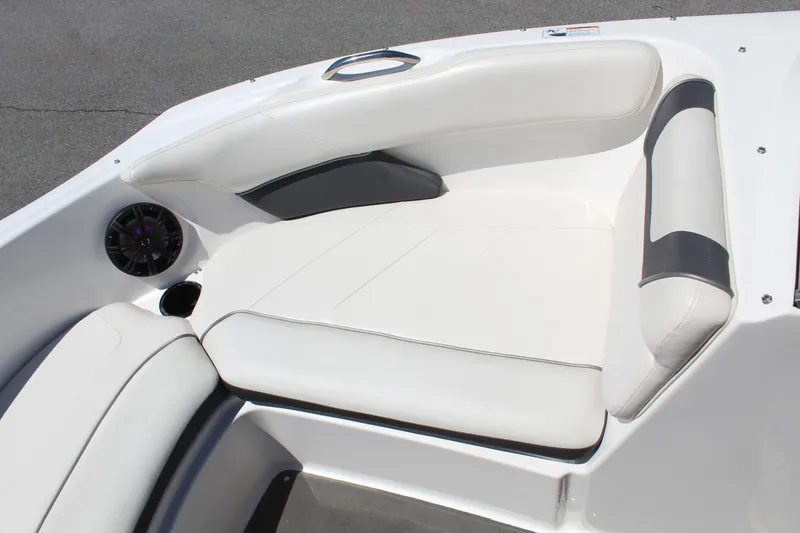 Slide: The Image of Yamaha SX190 2014 - 18