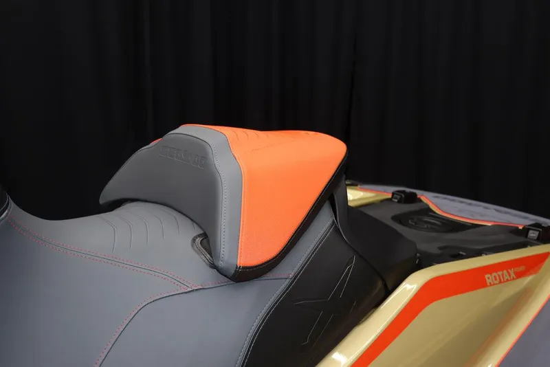 Slide: The Image of Sea-Doo RXT-X 325 2025 - 21