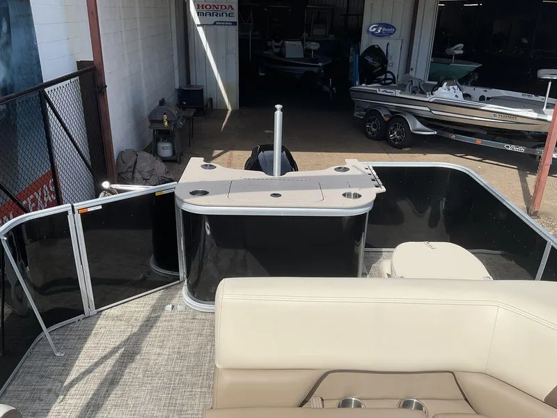 Slide: The Image of SunCatcher Select 20F 2025 - 14