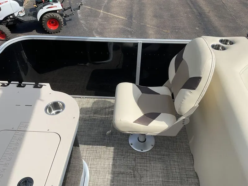 Slide: The Image of SunCatcher Select 20F 2025 - 23