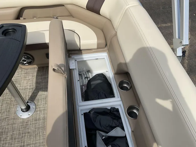 Slide: The Image of SunCatcher Select 20F 2025 - 29