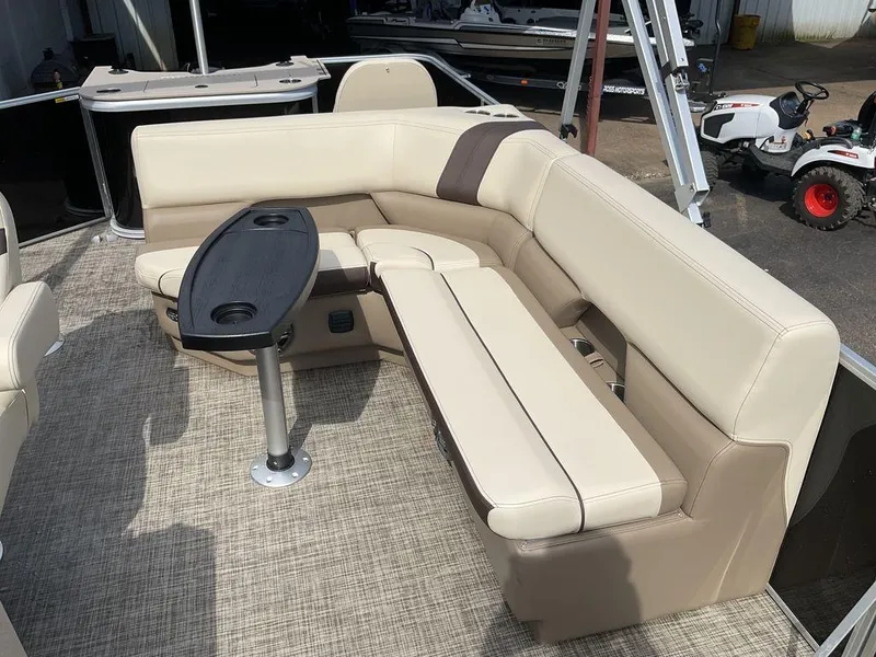 Slide: The Image of SunCatcher Select 20F 2025 - 30