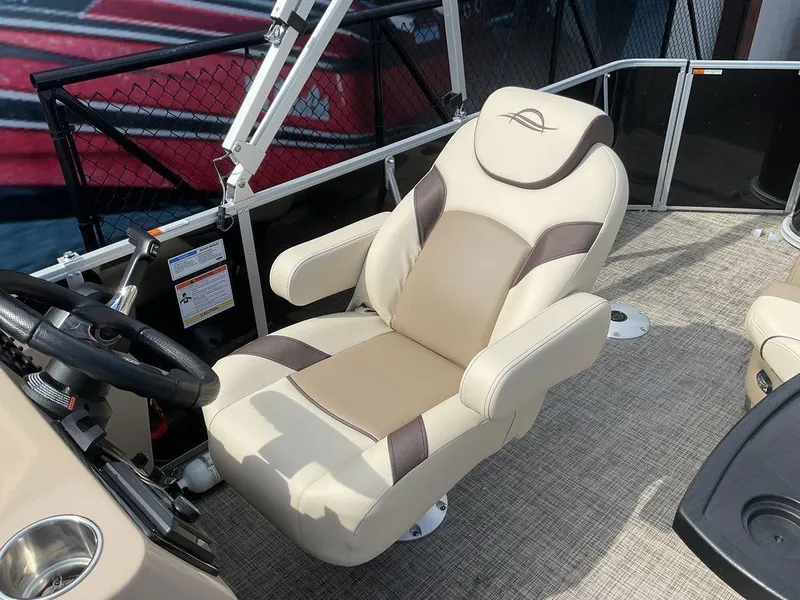 Slide: The Image of SunCatcher Select 20F 2025 - 31