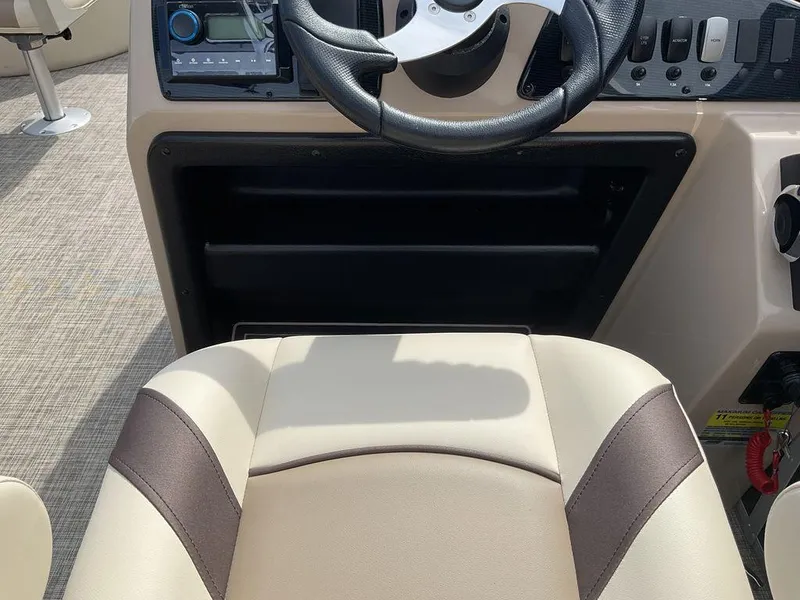 Slide: The Image of SunCatcher Select 20F 2025 - 32