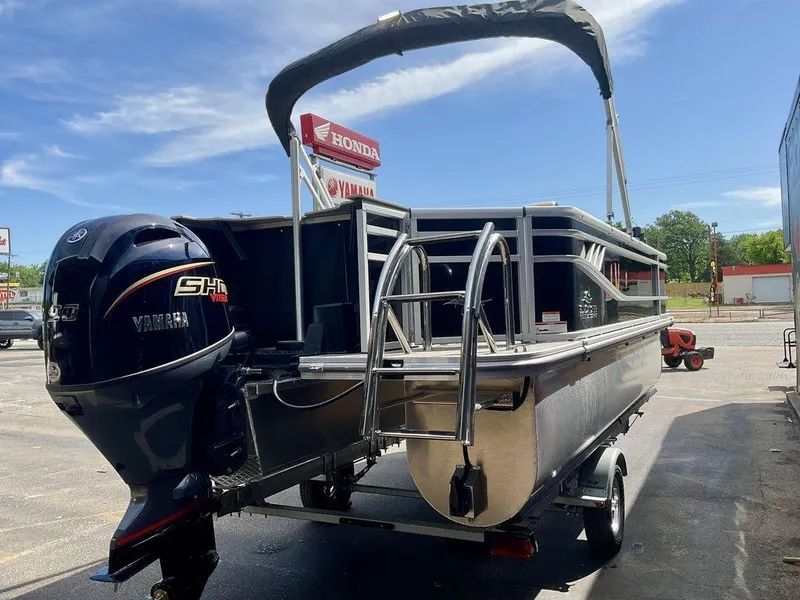 Slide: The Image of SunCatcher Select 20F 2025 - 5