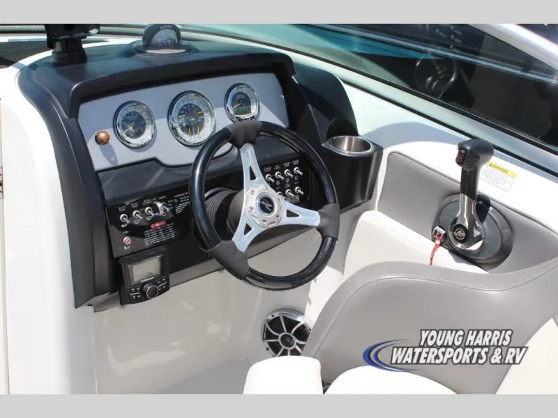 Slide: The Image of Sea Ray 240 Sundeck 2011 - 11