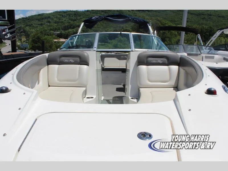 Slide: The Image of Sea Ray 240 Sundeck 2011 - 15
